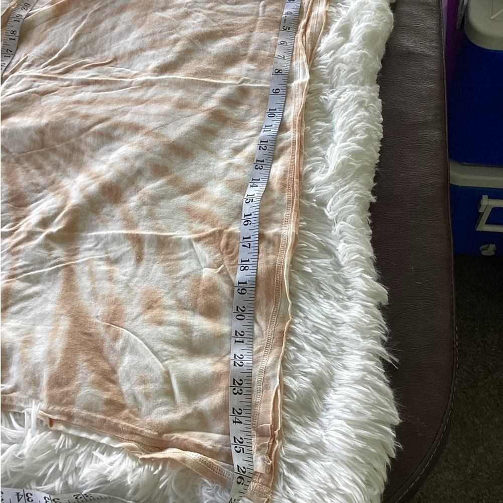 SO sleeveless muscle tank Woman’s Juniors size XXL tan & white spiral pa… - Picture 6 of 13